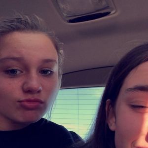 Meet your Posher, Stella